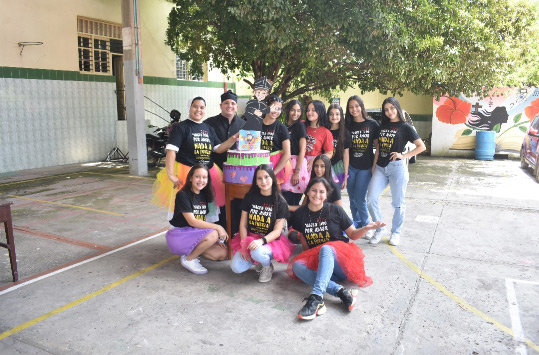 Únete a nosotros